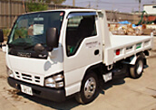 収集運搬車両 2.0tダンプ